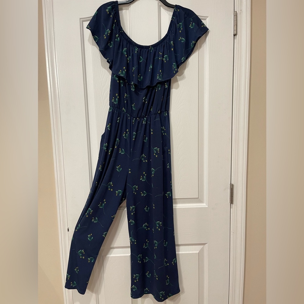 Jumpsuits wide leg capris, Navy, size Medium
